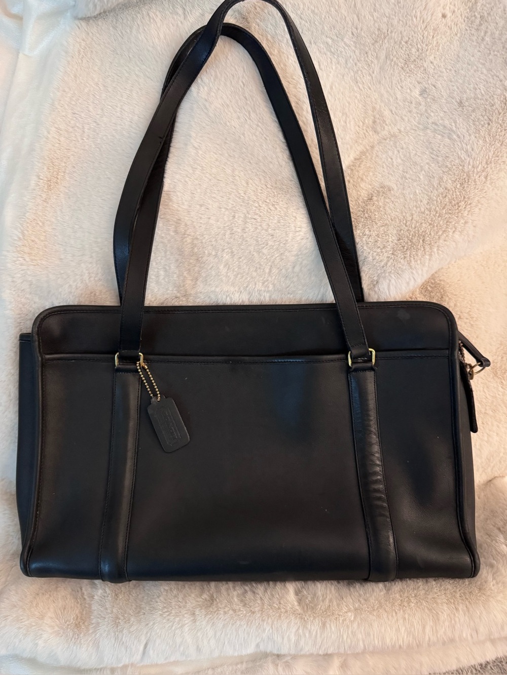 EUC VTG Coach Black Leather Shoulder Brief Tote Bag w/original hang tag